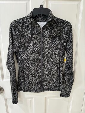Pro Player Women's Gray & Black Leopard Zip-Front Jacket